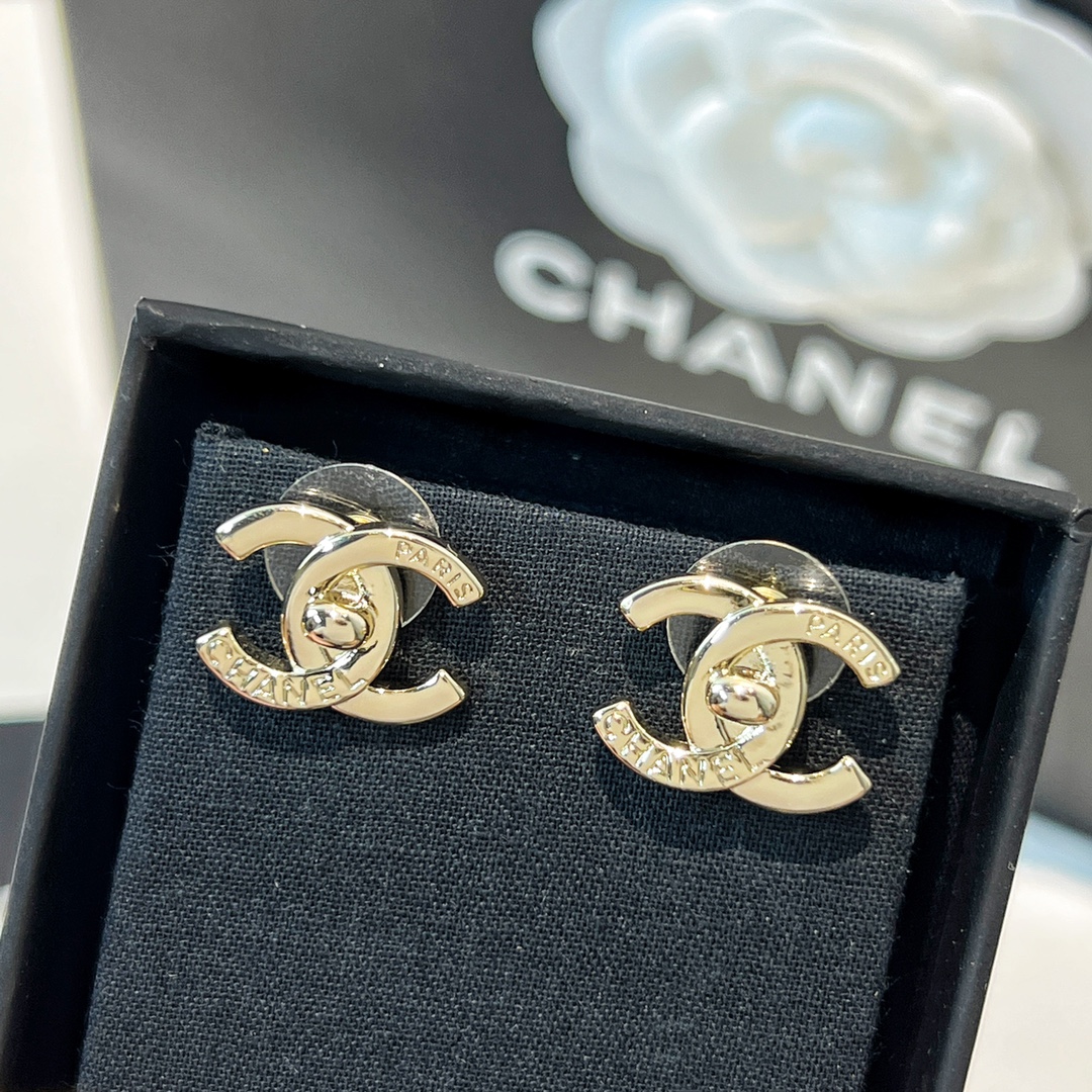 新款☑️CHANEL香奈儿C1金色双c耳钉耳环