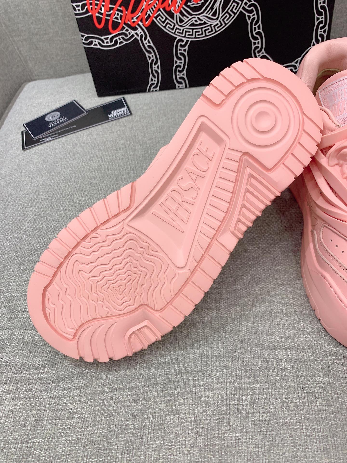 “ODISSEA Seaship Shoes 3D: Lightweight and Comfortable Fighter Shoes at $667” - 图片 9