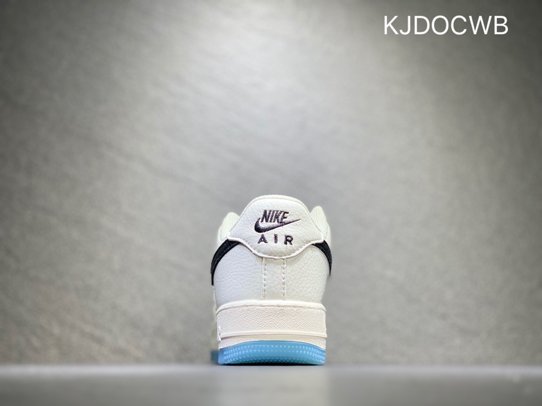 200 Nike Air Force 1 空军一号CU6603-113