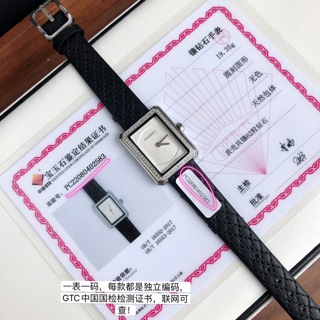 El reloj BOY.FRIEND de Batch Nan Qiao, como reloj de marca de diseño femenino subversivo, se destaca naturalm…