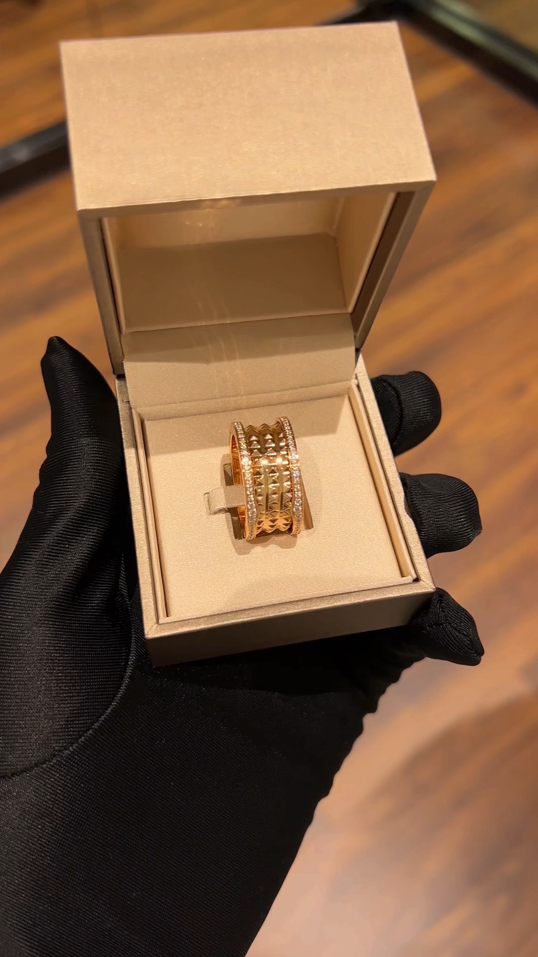Bvlgari ring