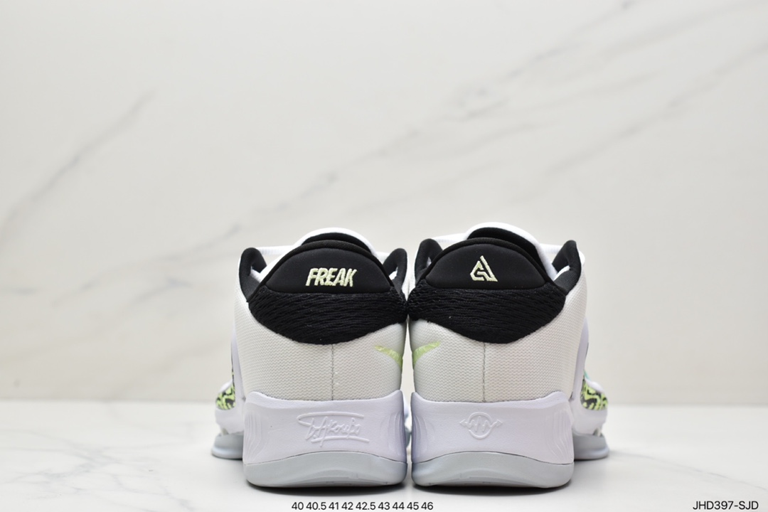 190 全新批次Nike zoom freak 4代 字母哥同款实战篮球鞋 DJ6149-100