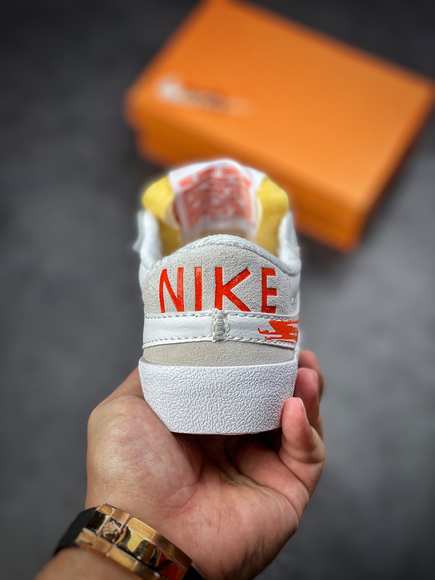 150 Nike Blazer Low'77 Jumbo 白橘 经典百搭低帮开拓者休闲运动板鞋DX2648-100