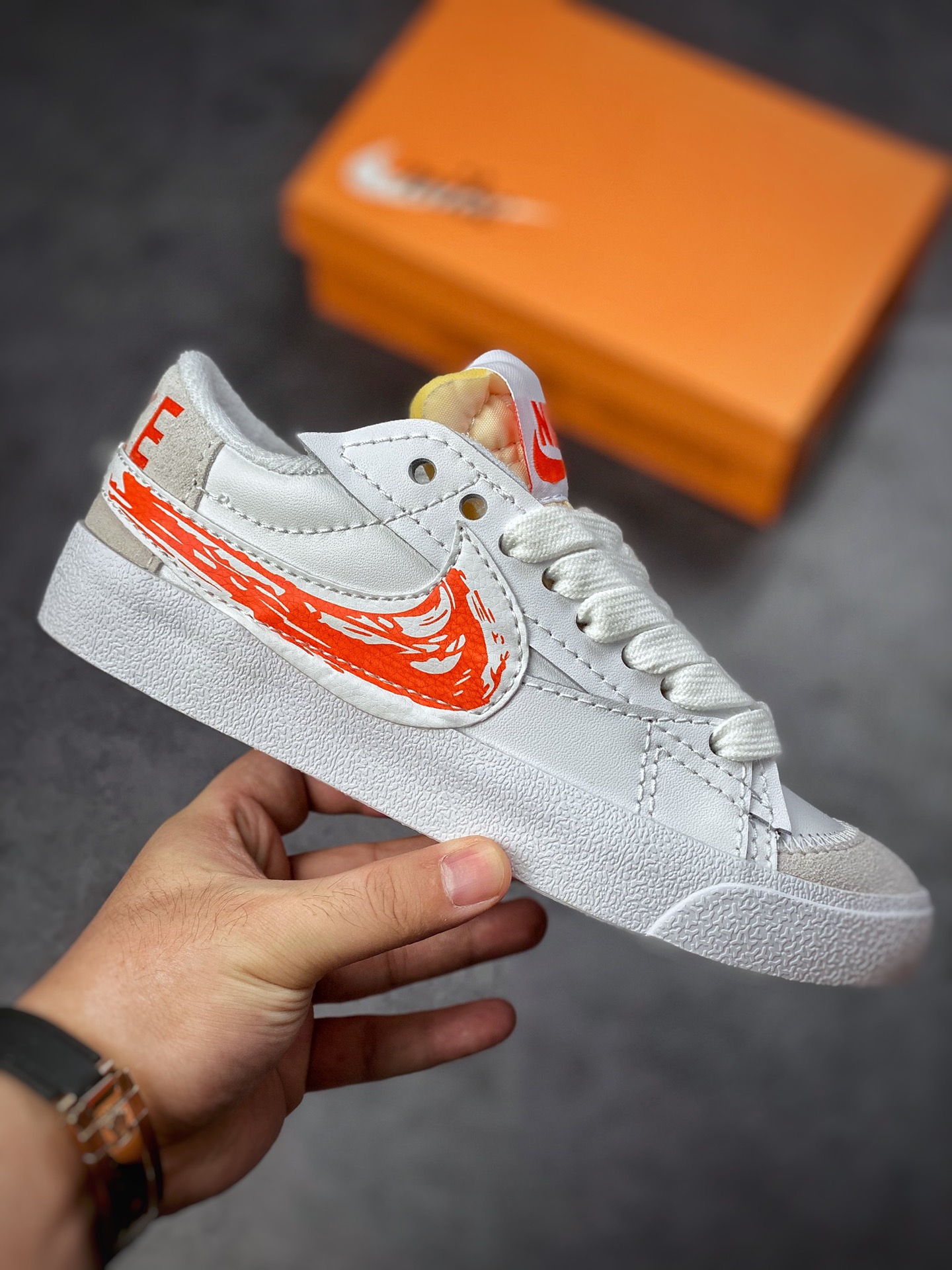 150 Nike Blazer Low'77 Jumbo 白橘 经典百搭低帮开拓者休闲运动板鞋DX2648-100