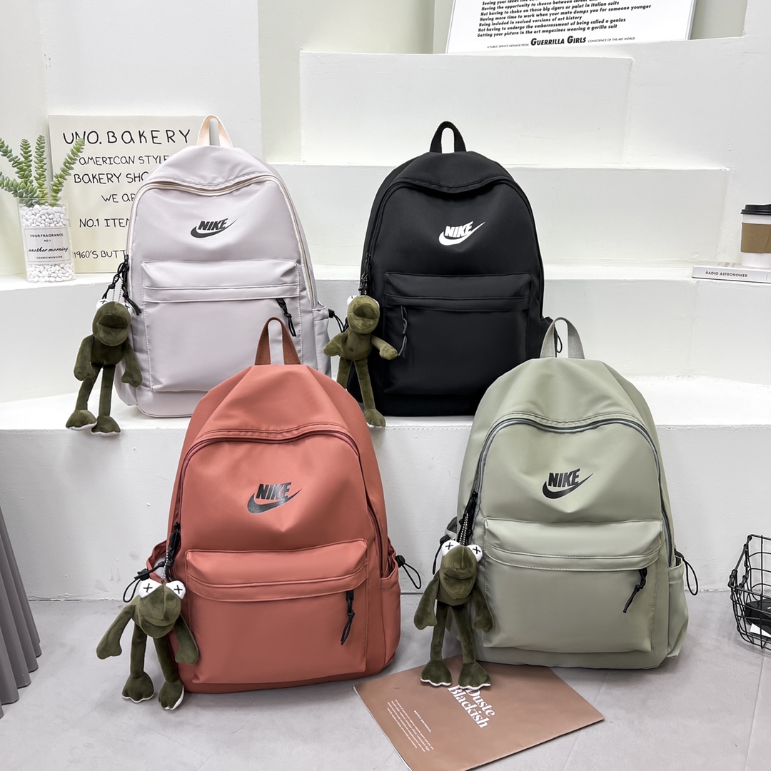 供货价:63💰开学季背包🎒原单好货,原包装吊牌， NIKE耐克 PUMA彪马 男女简约百搭休闲双肩包小清新背包时尚大容量高中大学生书包 尺寸:44×30×15