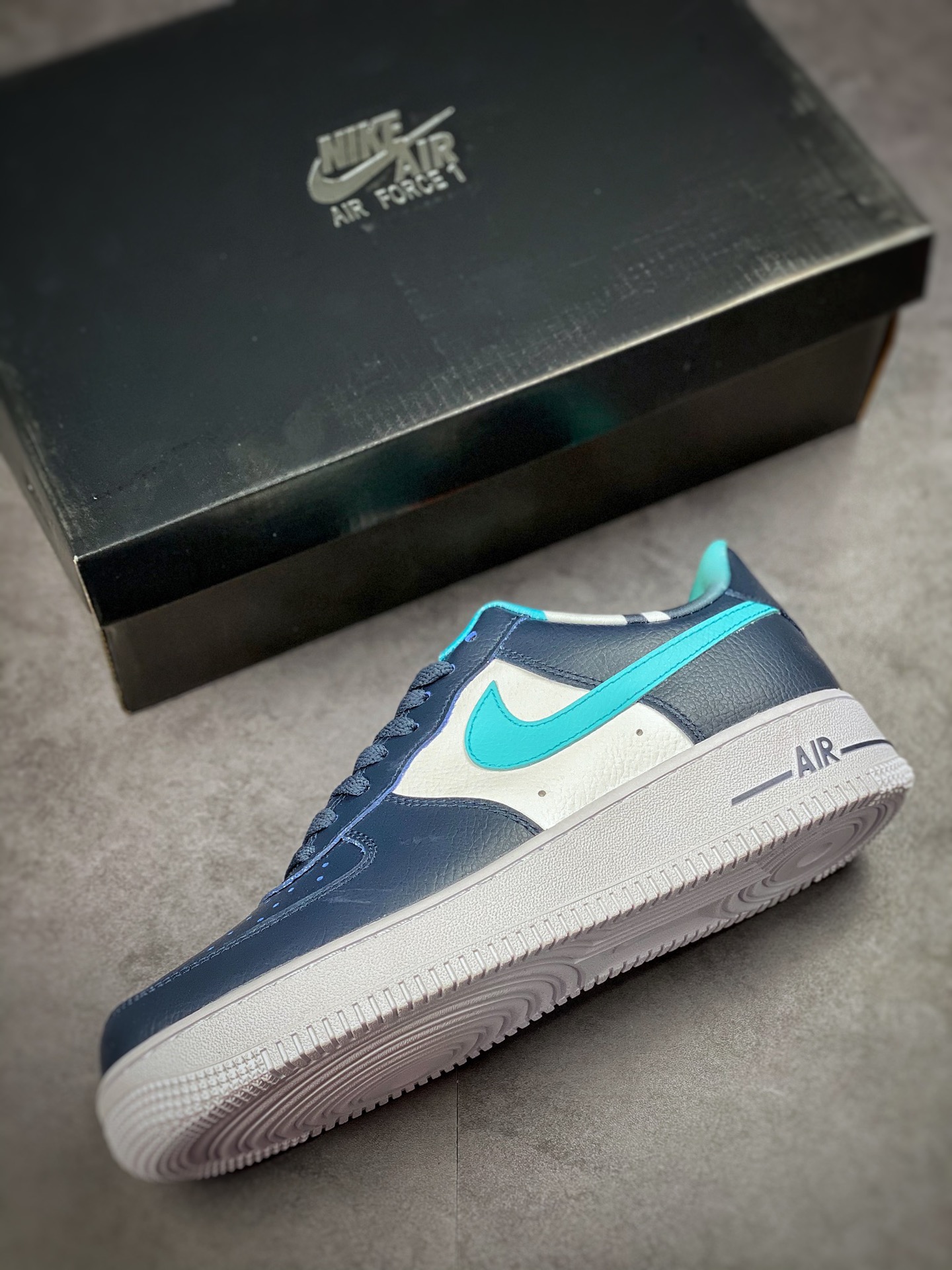 160 Nike Air Force 1 Low 07 白蓝橙 DM0109-400