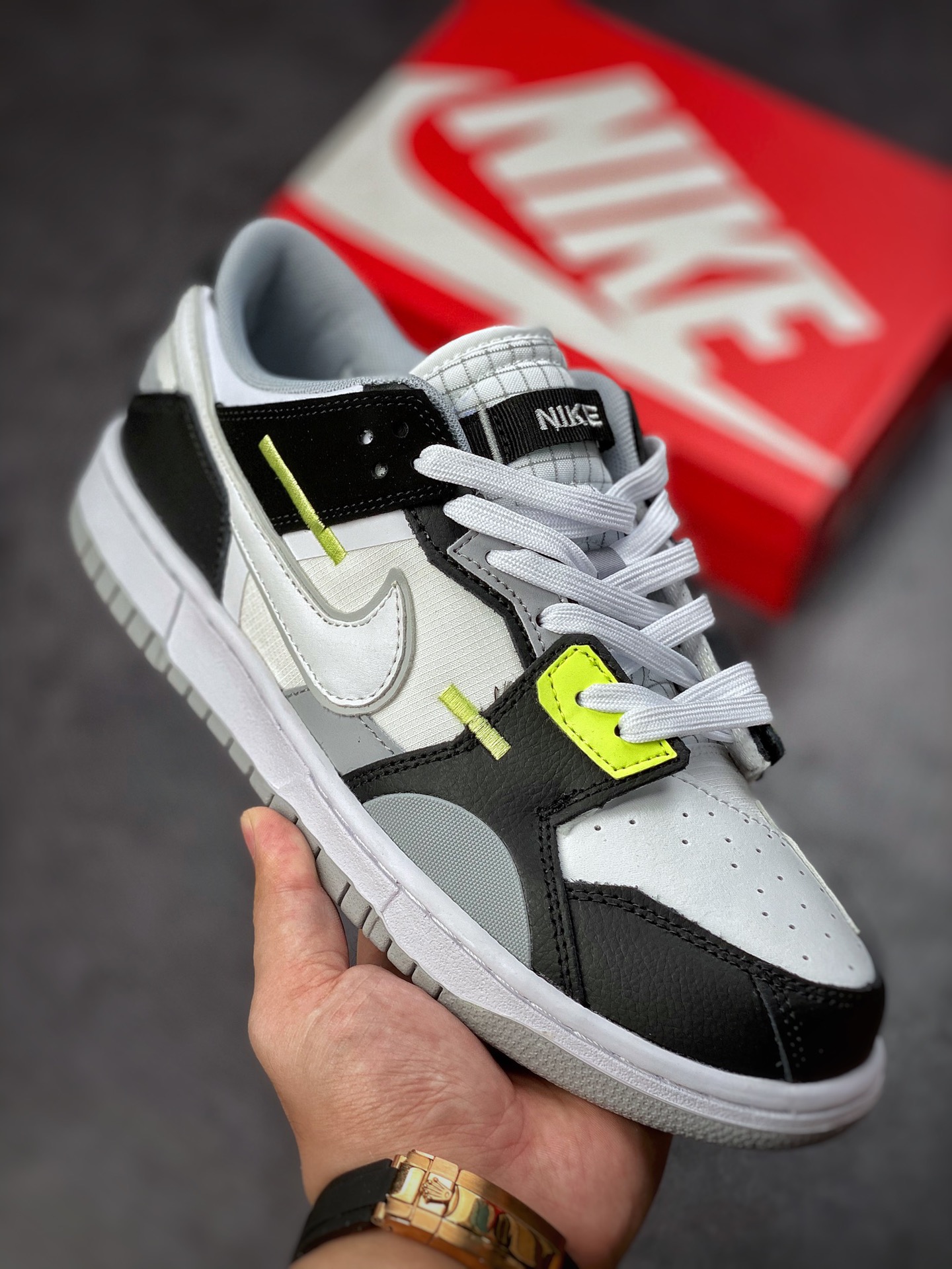 240 Nike Dunk Scrap ”Shapeless, Formless, Limitless” 复古休闲板鞋  DC9723-001