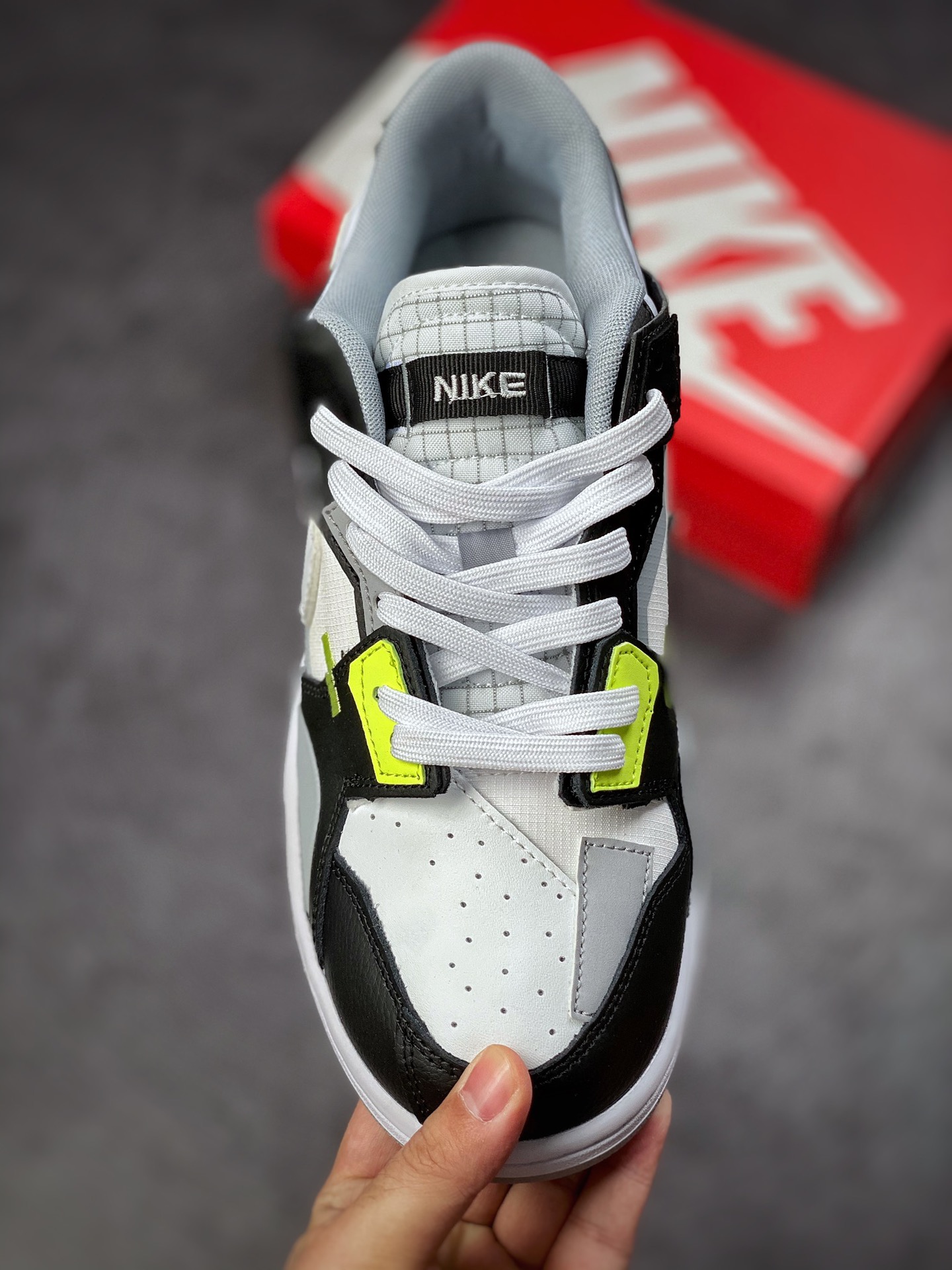 240 Nike Dunk Scrap ”Shapeless, Formless, Limitless” 复古休闲板鞋  DC9723-001