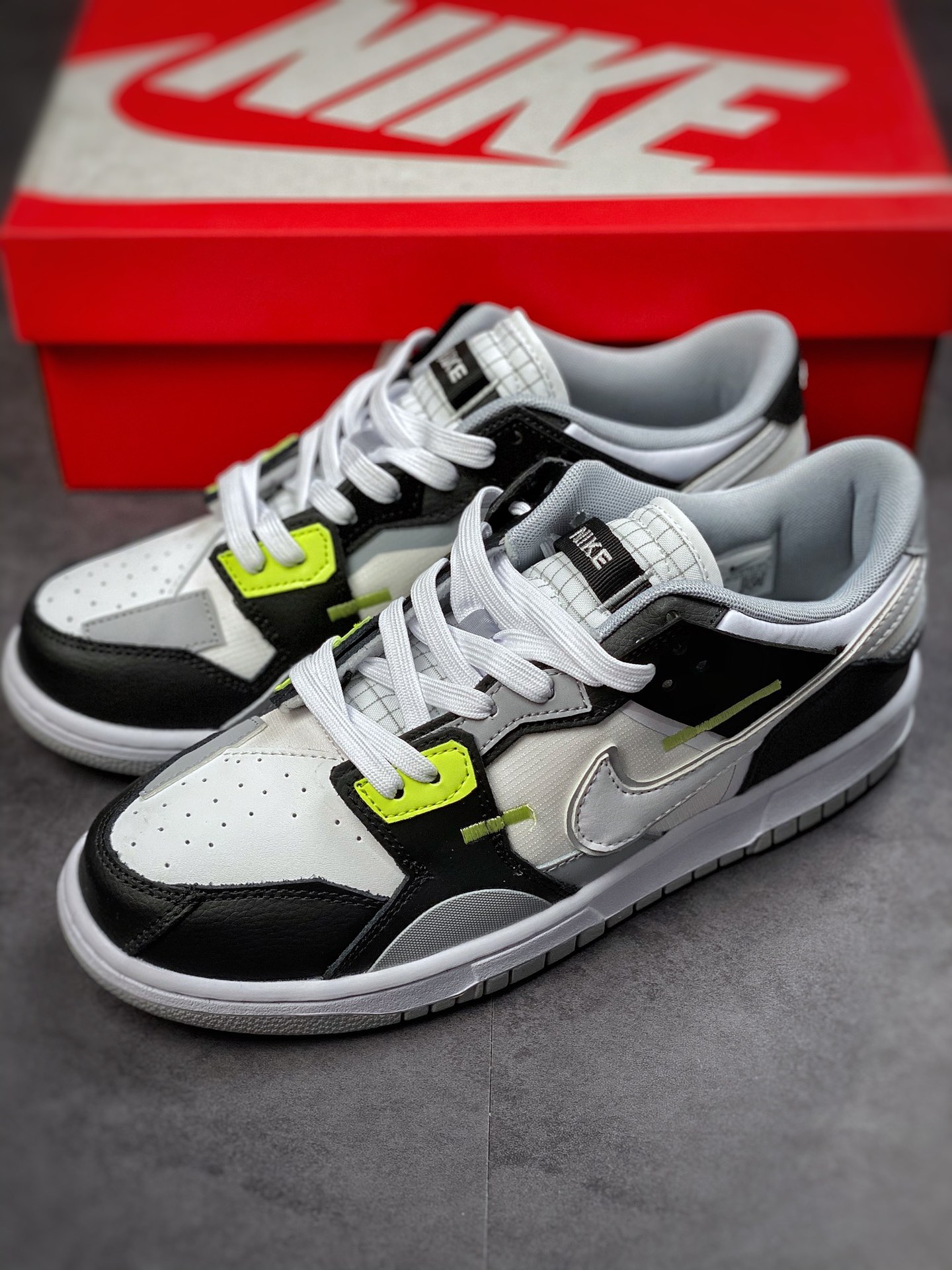 240 Nike Dunk Scrap ”Shapeless, Formless, Limitless” 复古休闲板鞋  DC9723-001