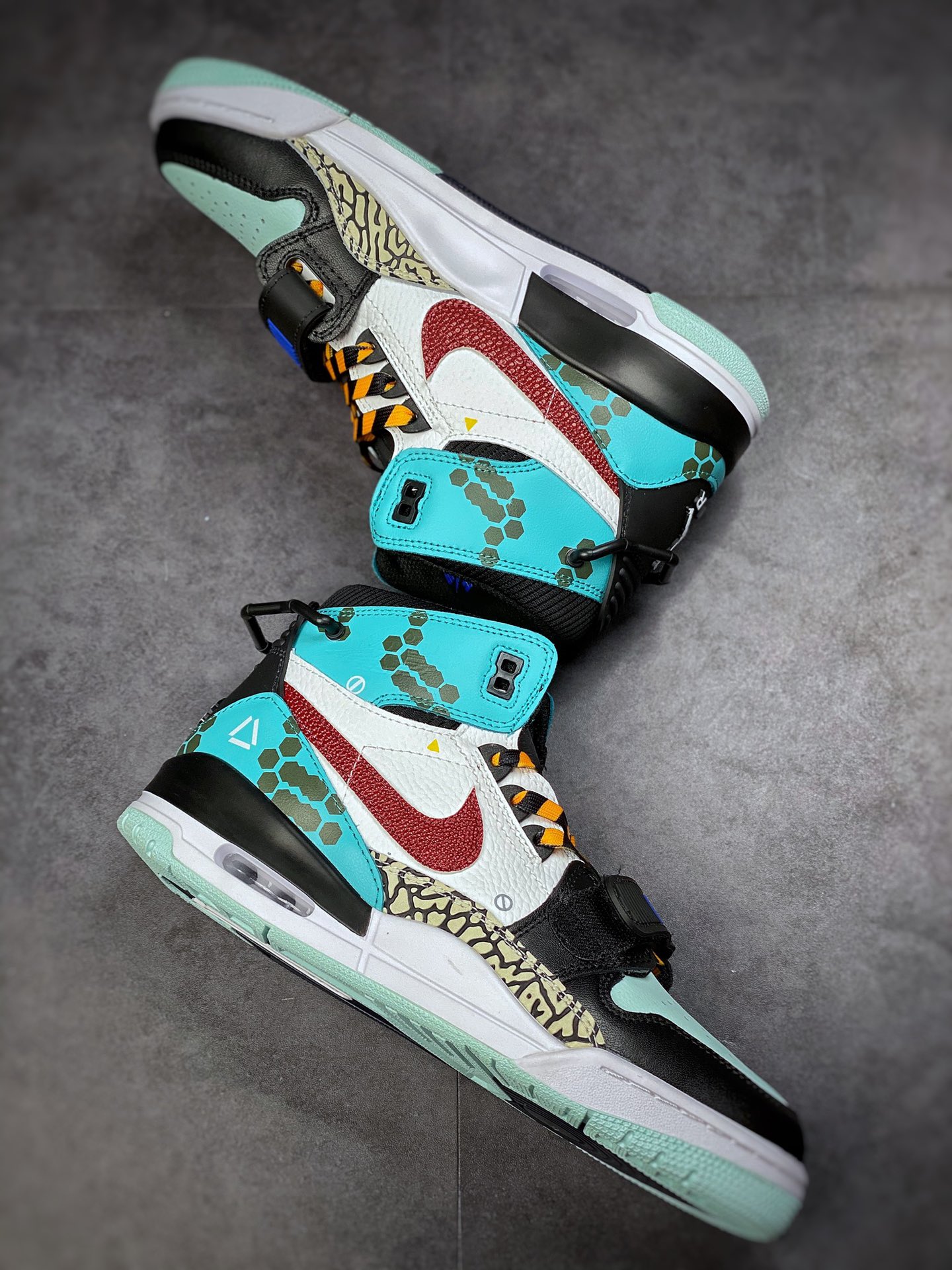 250 Air Jordan Legacy 312 熊猫朋克黑白绿灰爆裂纹  AV3922-013
