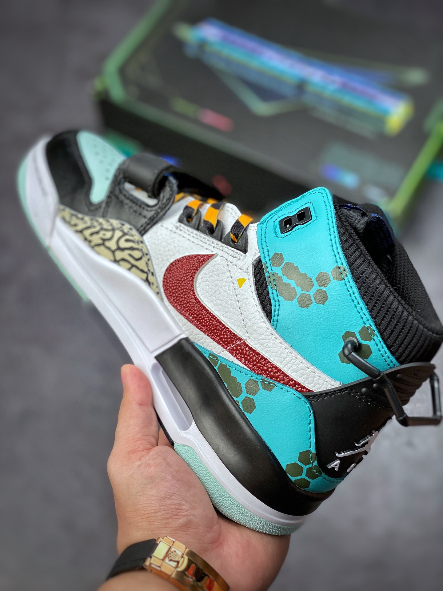 250 Air Jordan Legacy 312 熊猫朋克黑白绿灰爆裂纹  AV3922-013