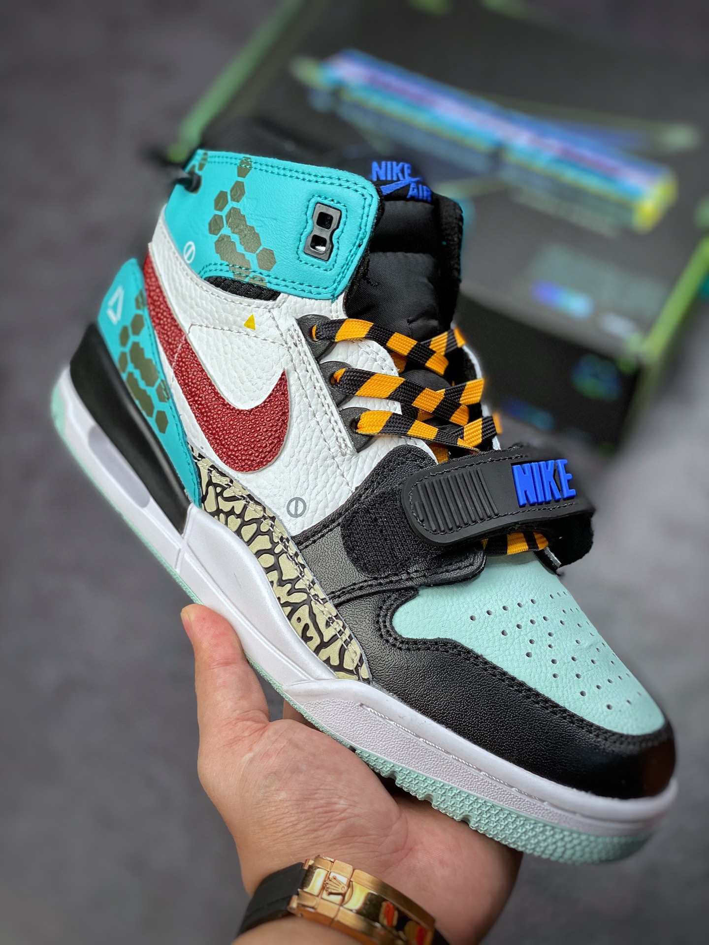 250 Air Jordan Legacy 312 熊猫朋克黑白绿灰爆裂纹  AV3922-013