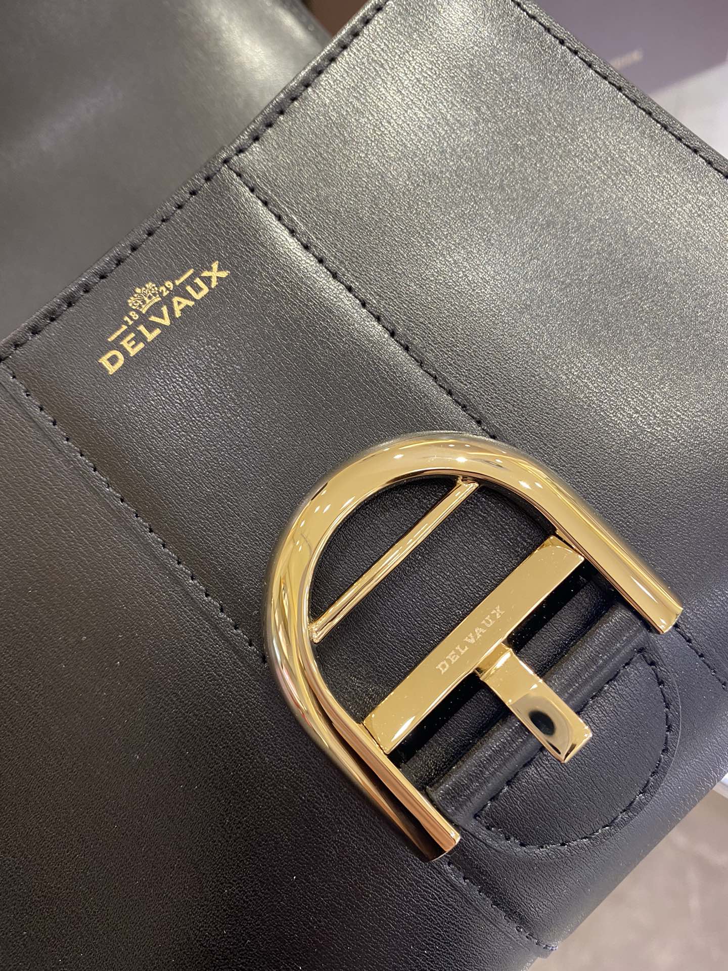 新版黑色金扣比利时皇家御用品牌顶级原单Delvaux新版双环brillantbox皮现货️小羊皮内里配套