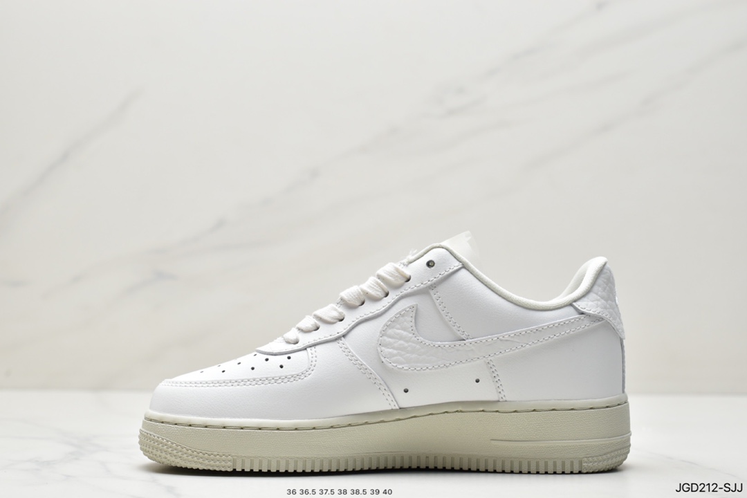 180 耐克Nike Air Force1 空军一号 白蓝 低帮休闲板鞋DJ3911-101