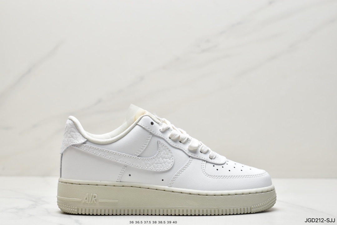 180 耐克Nike Air Force1 空军一号 白蓝 低帮休闲板鞋DJ3911-101