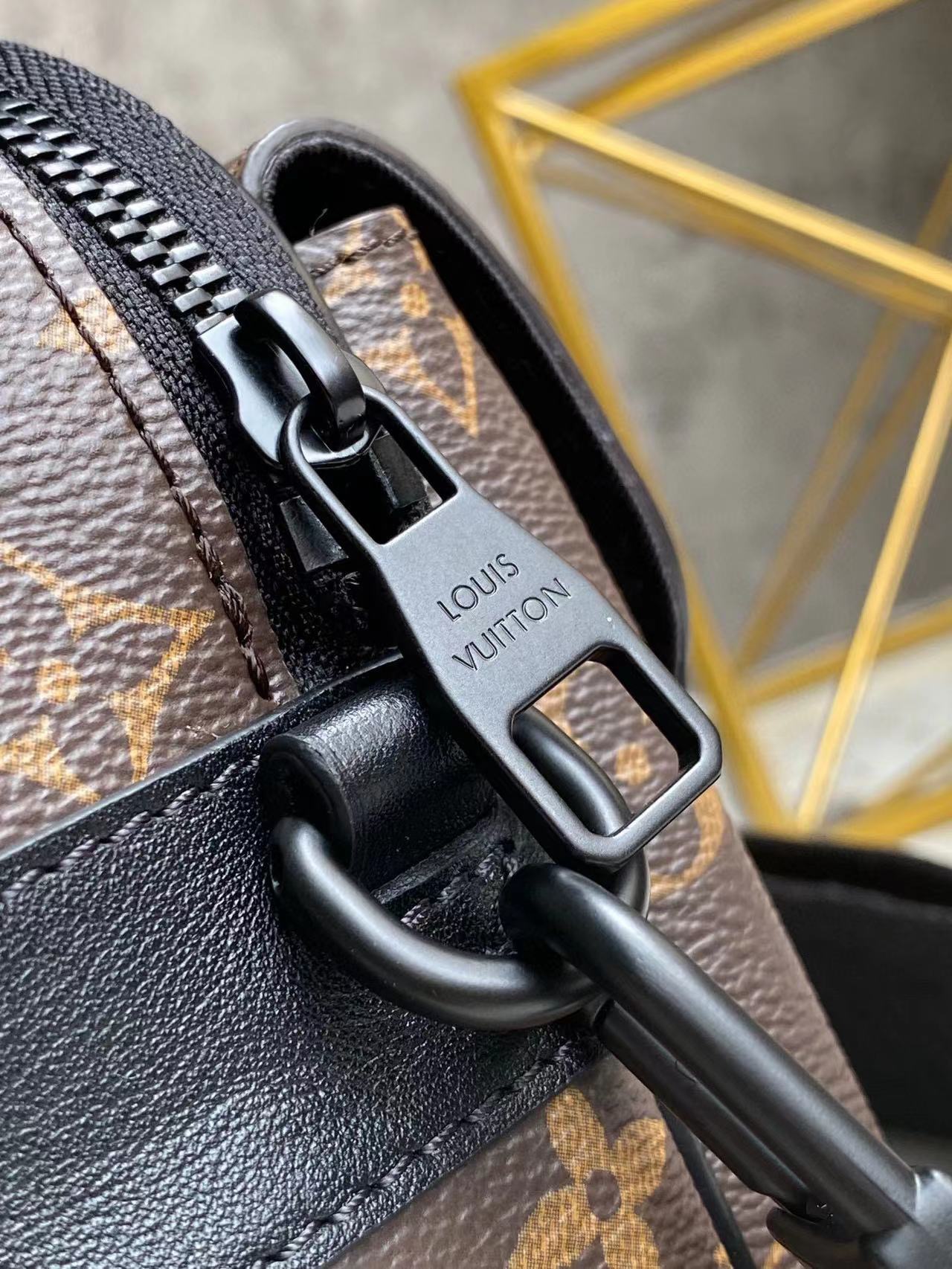 Louis Vuitton Luxury Handbag Collection 7