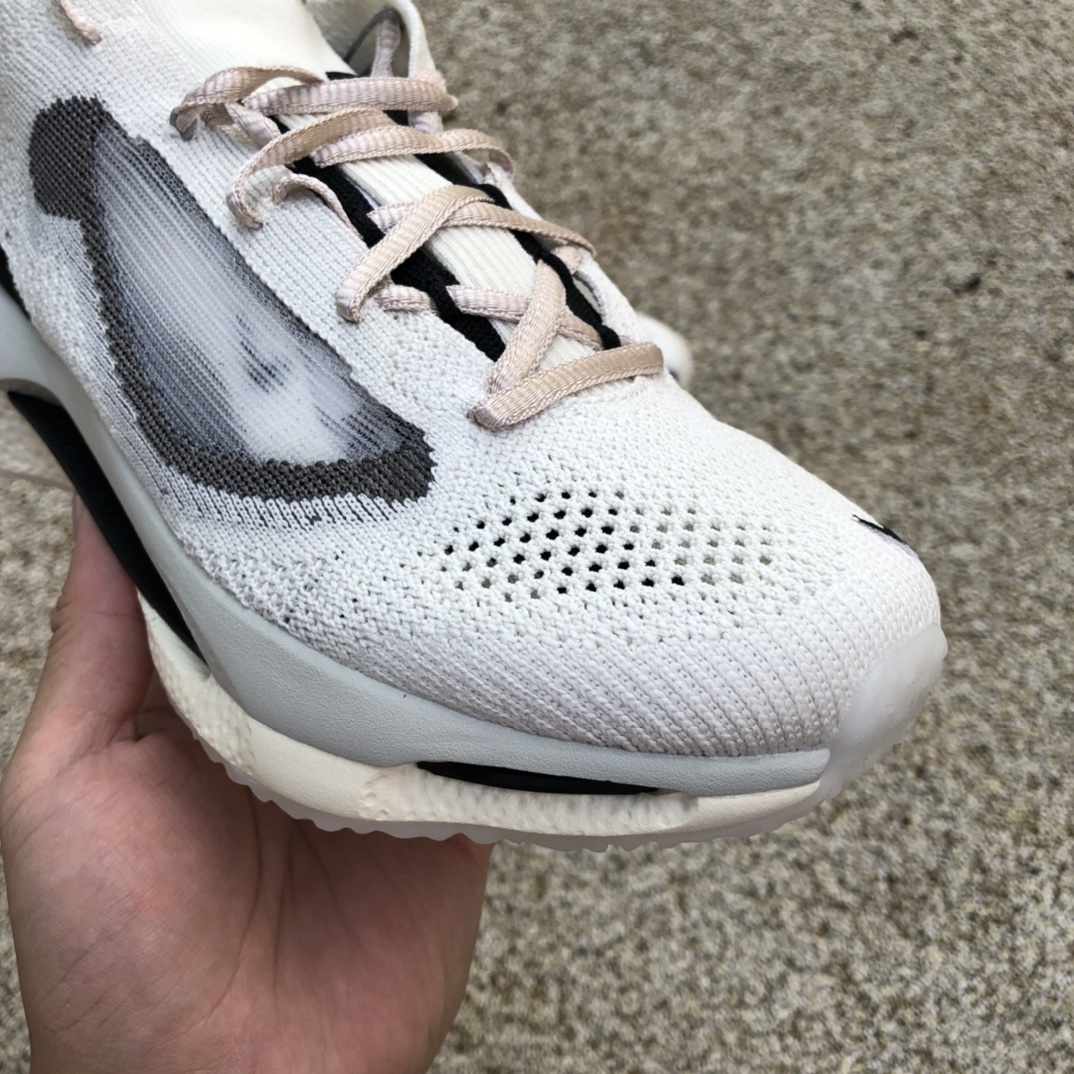 Nike Spark Flyknit 燕麦色 潮流休闲跑步鞋 DD1901-001