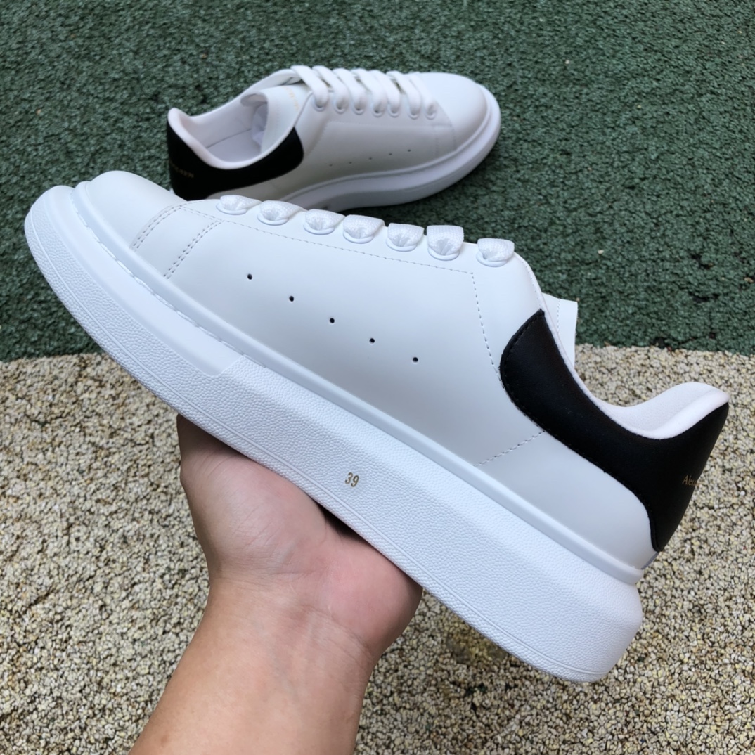 麦昆黑皮尾  Alexander McQueen 麦昆小白鞋