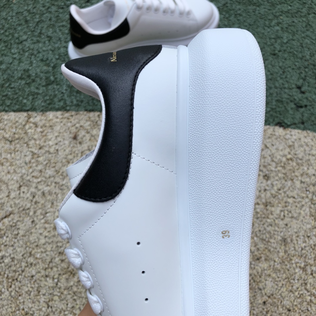 麦昆黑皮尾  Alexander McQueen 麦昆小白鞋