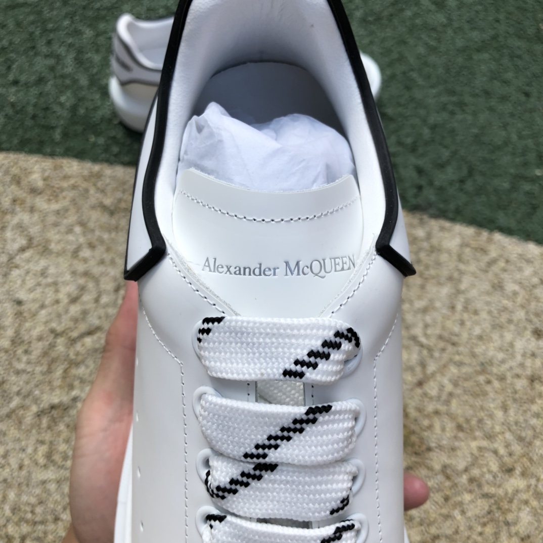 麦昆白黑尾Alexander McQueen 麦昆小白鞋