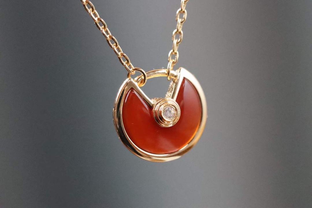 Cartier Cartier卡地亚 红玛瑙护身符锁骨项链