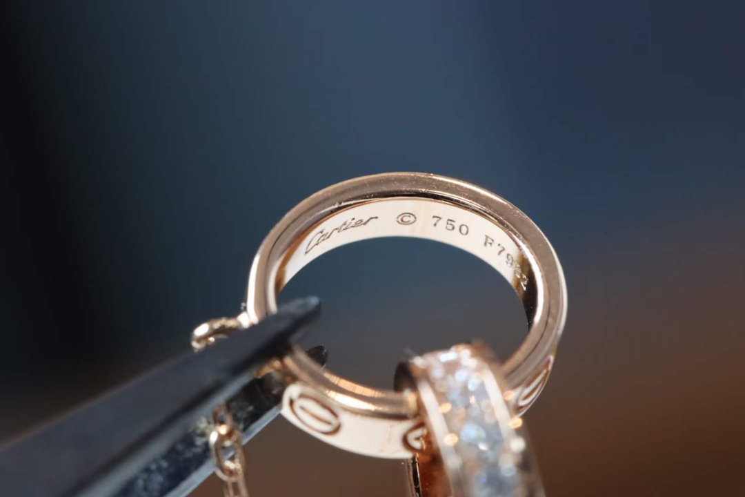 Cartier 卡地亚/Carrier玫瑰金 LOVE满钻双环 项链