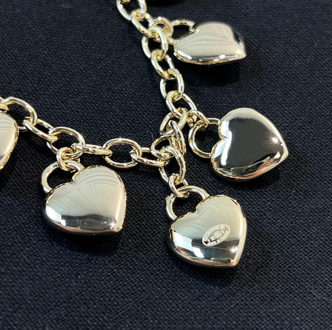 新款☑️CHANEL香奈儿桃心爱心项链