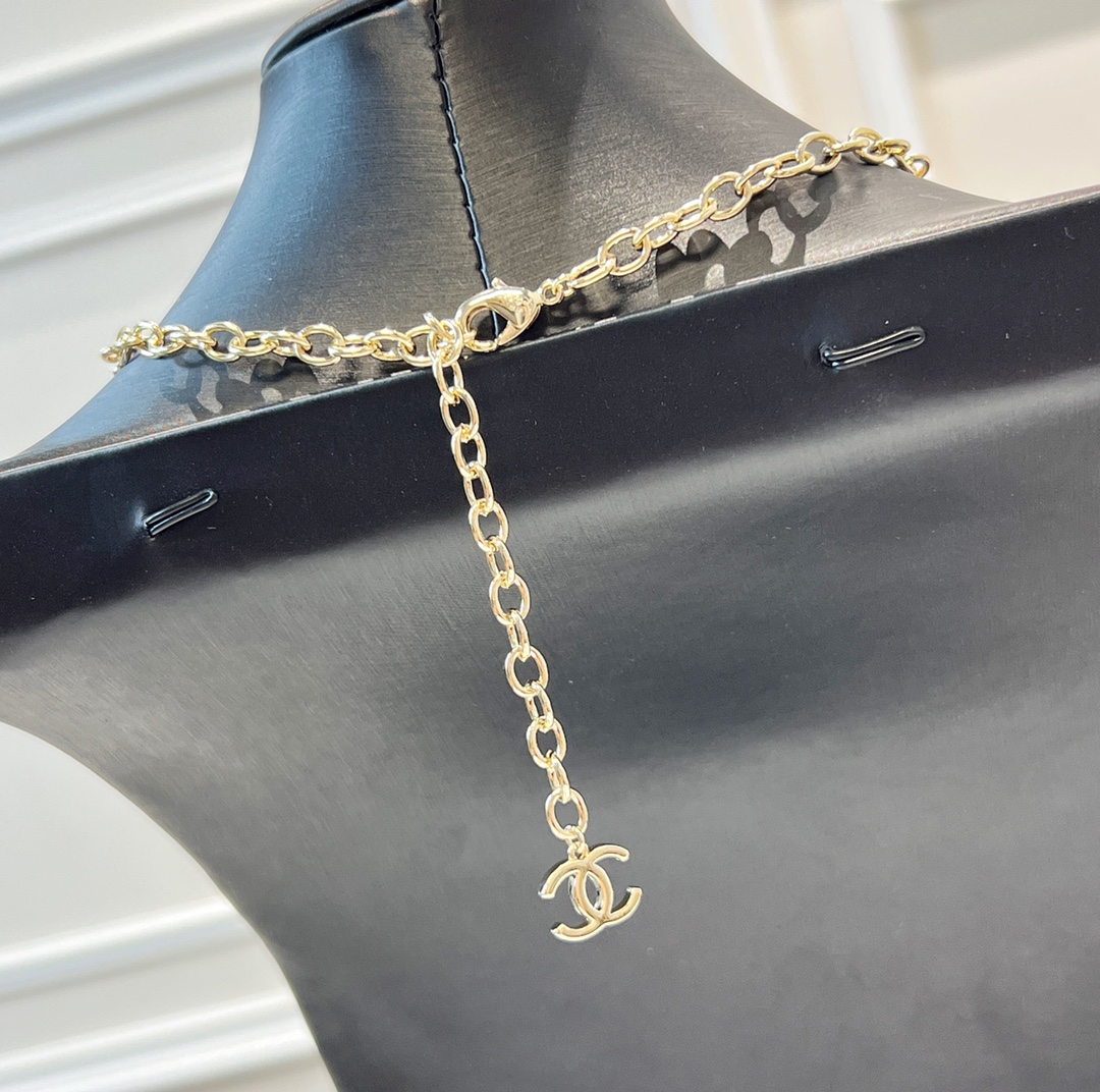 新款☑️CHANEL香奈儿桃心爱心项链