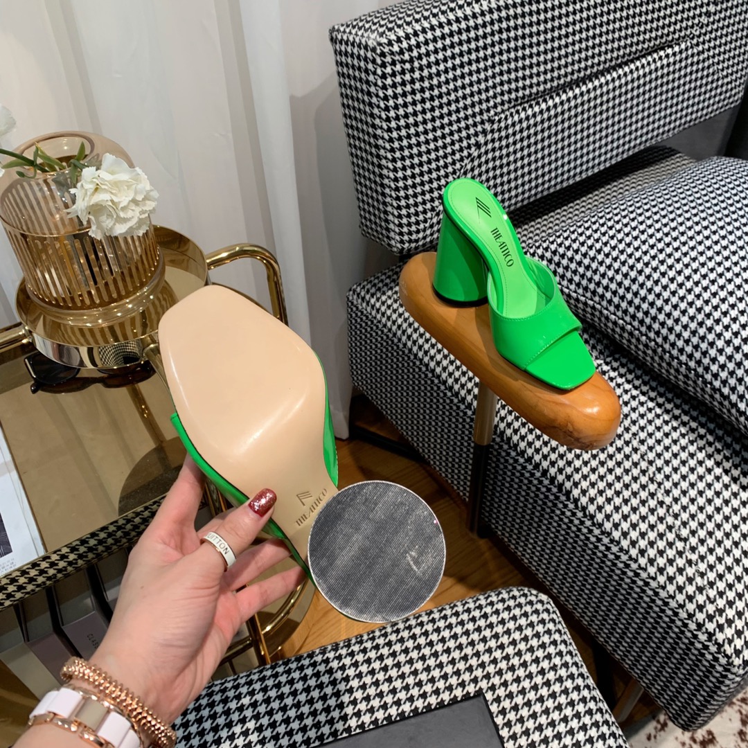 Fashionable Italian Imports: THEEATTICO Sandals with Bold Design and Comfort - 图片 7