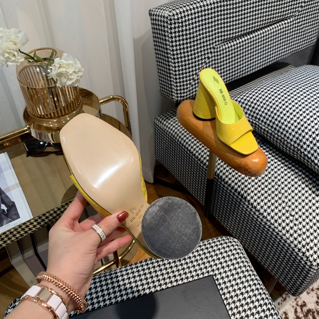 Italian Import: Bold Triangular Sandals with High Heels and Unique Designs - 图片 8