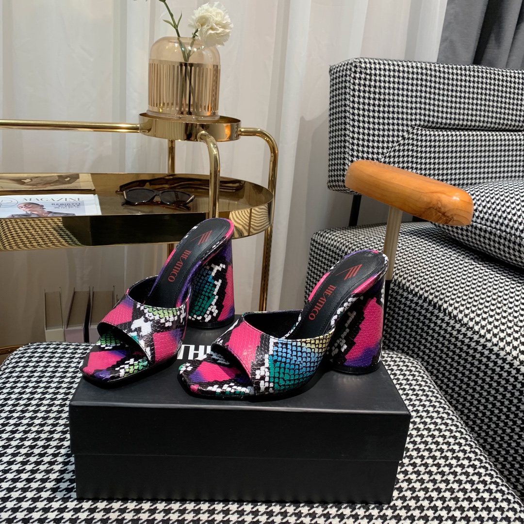 NO:225119,THEATTICO Italian niche brand Fashionable rejects mediocrity Triangle heel high heel sandals Bold color use, contrasting color design Fashionable and stand-alone, versatile and comfortable Many fabrics are selected with imported genuine leather sole size 35-42 Patent leather, denim, silk, flower silk, sequins Snakeskin, diamond face style, high heels, sandals, high heels, snakeskin, real silk, Leather soles19860909THEATTICO 意大利小众品牌 时髦拒绝平庸 三角跟高跟凉鞋 大胆色彩运用,撞色设计 时尚感立显,百搭又舒适 众多面料选择搭配意大利进口真皮大底 size 35-42 漆皮、牛仔、真丝、花真丝、亮片 蛇皮款、钻面款,高跟鞋,sandals,high heels,snakeskin,real silk,Leather soles,Women's Shoes