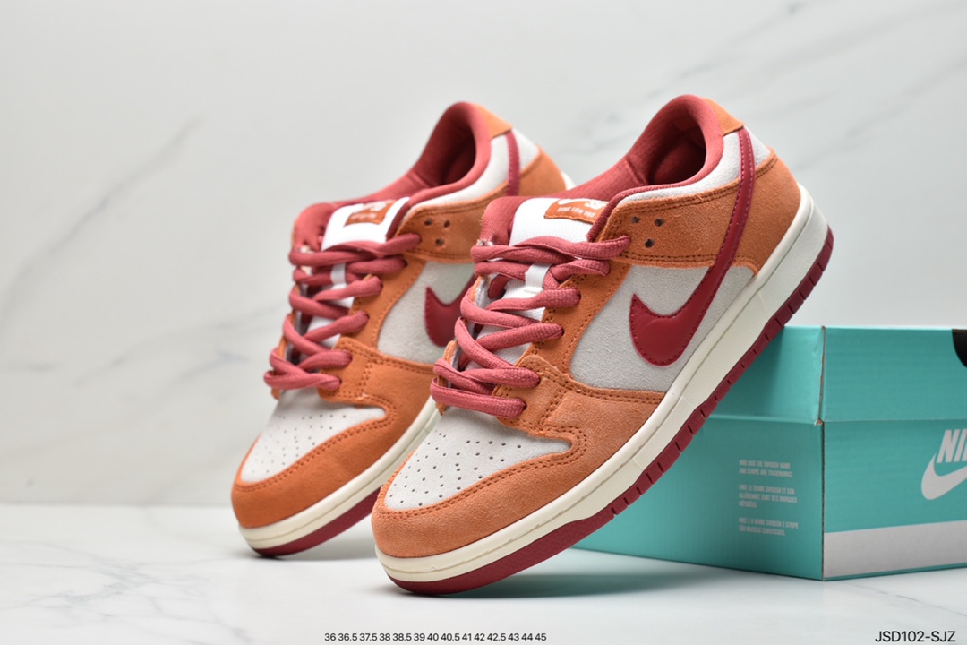 Nike SB Zoom Dunk Low 板鞋 DH0957-100 Nike SB Zoom Dunk Low 板鞋 DH0957-100