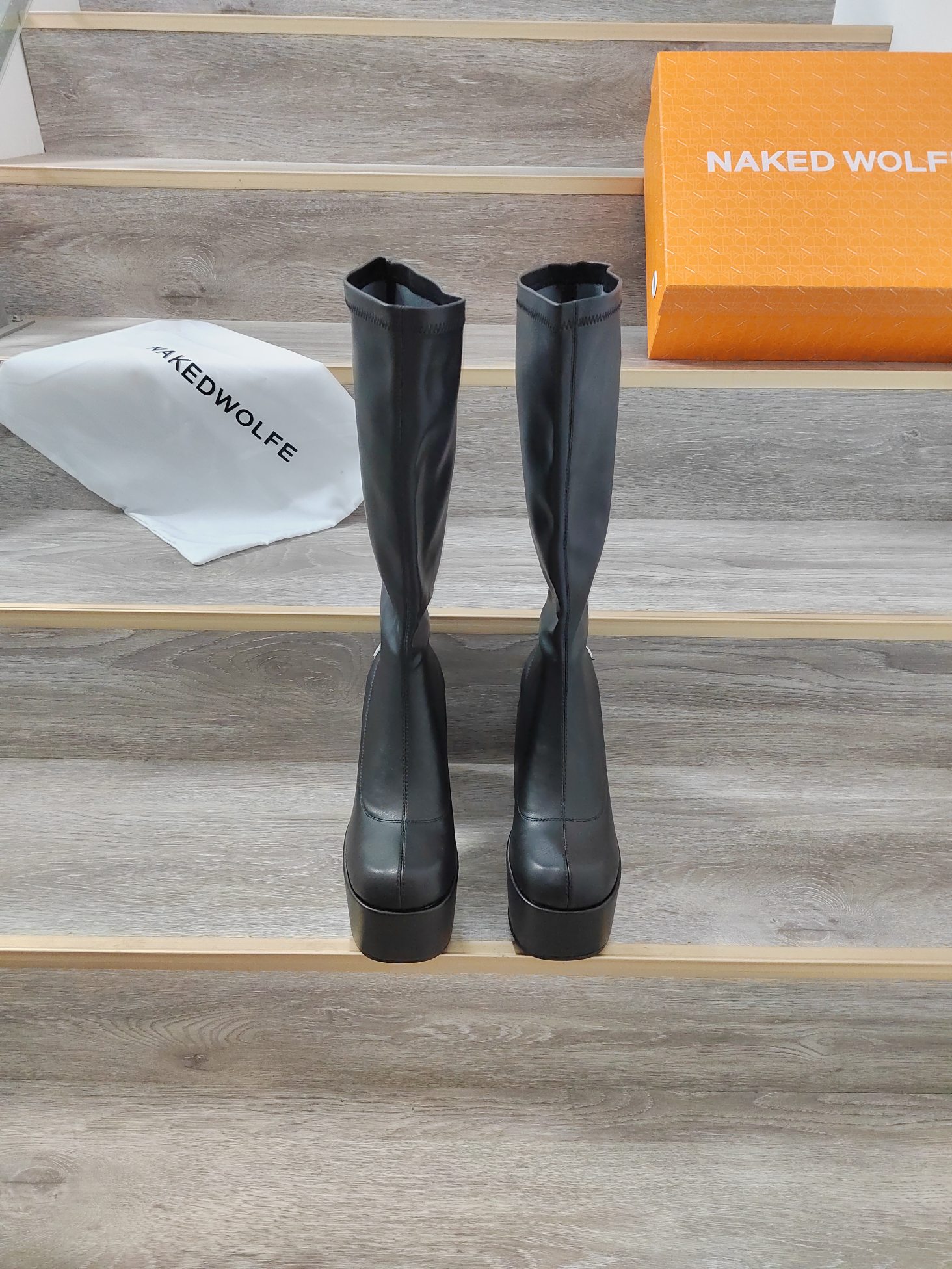 2022 NakedWolfe Shoes: High-Powered Style and Protection in ZP Custom Design - 图片 2
