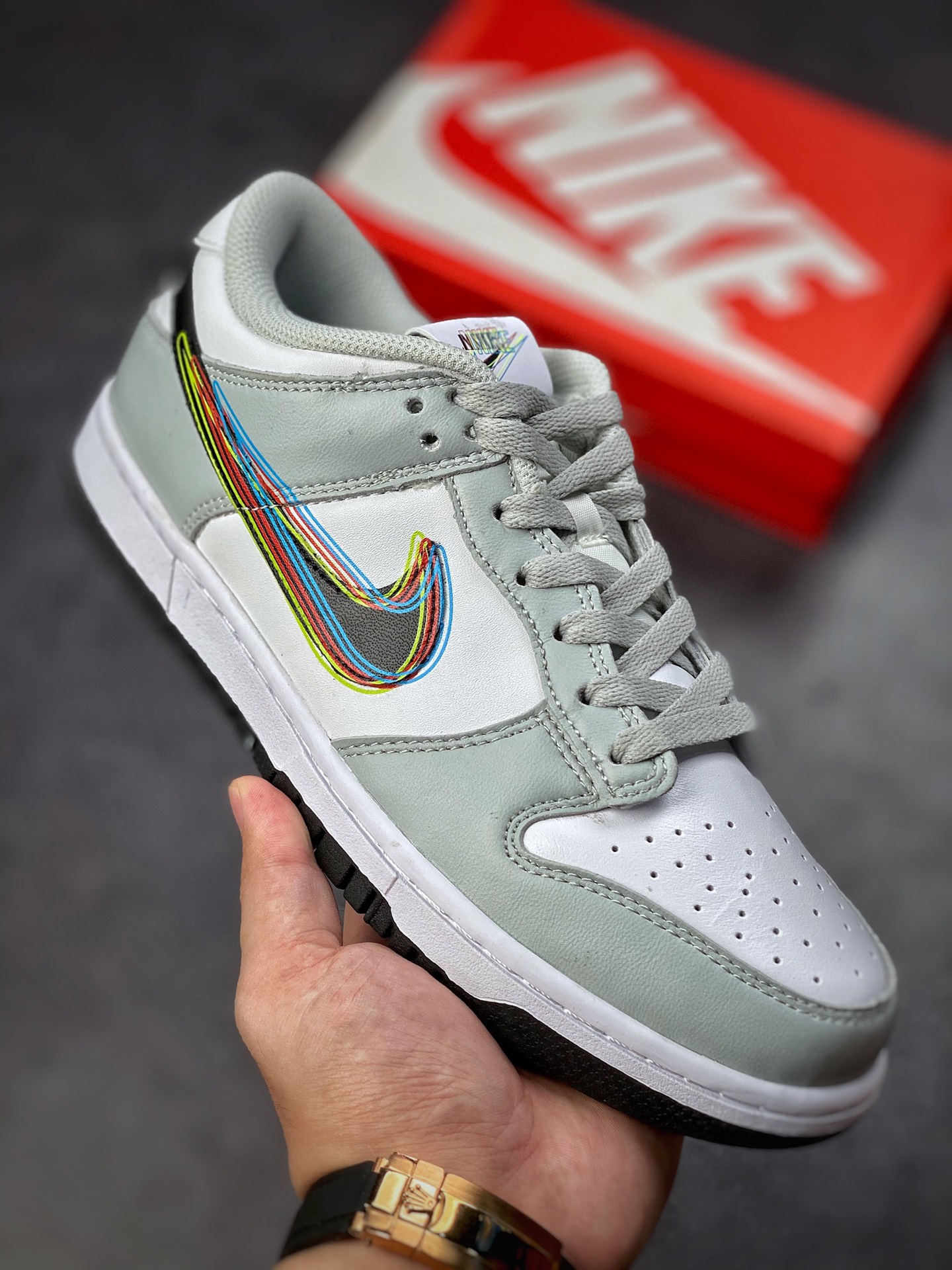 200 Nike SB Dunk Low 彩虹涂鸦DV6482-100