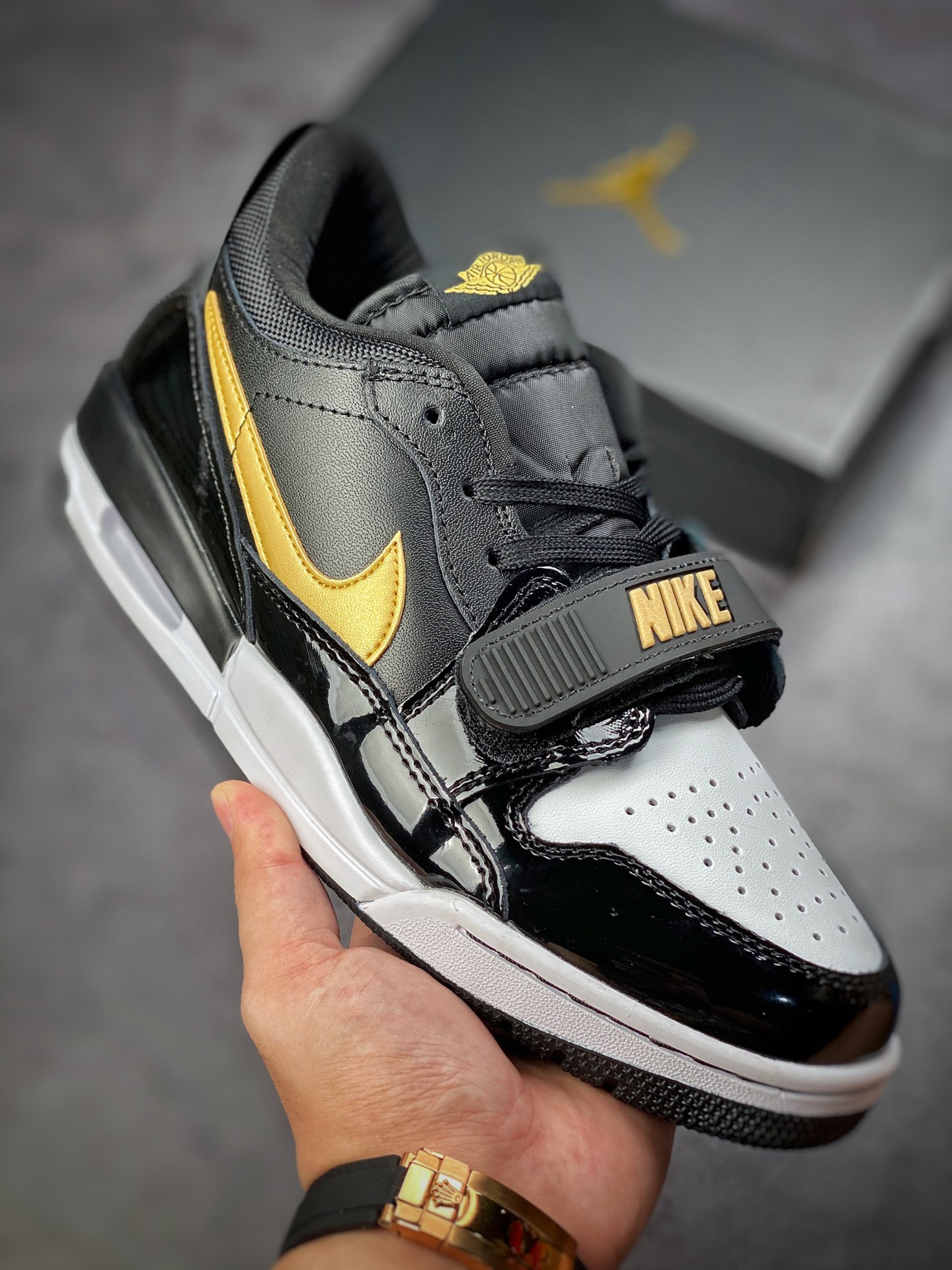 200 Air Jordan Legacy 312 漆皮黑金 CD7069-071