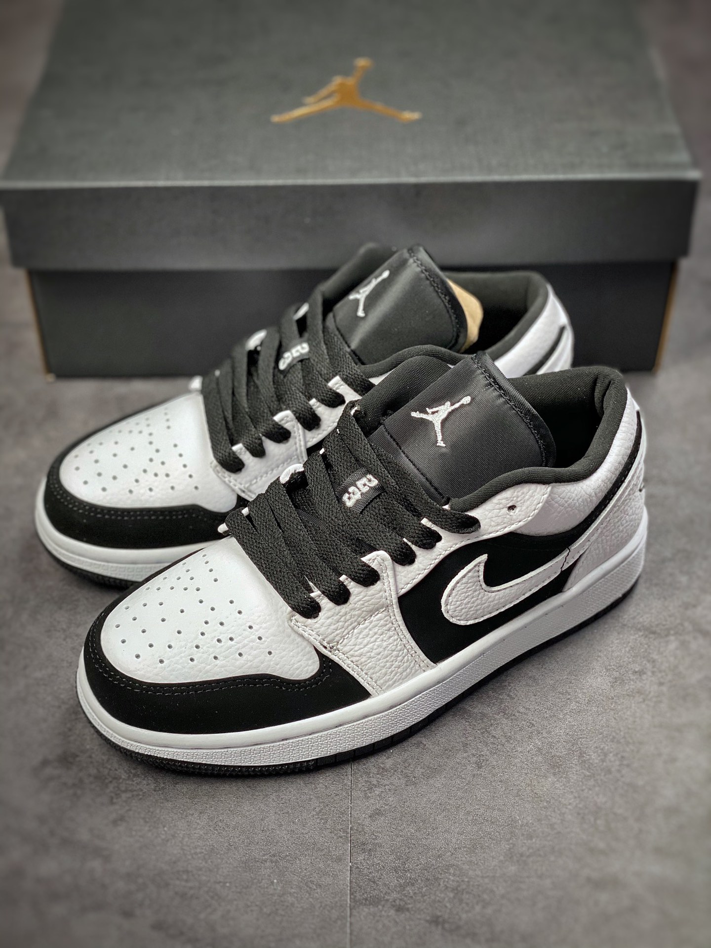 Air Jordan 1 Low White Black Panda AJ1 Joe 1 Low Top Casual Shoes 553560-101