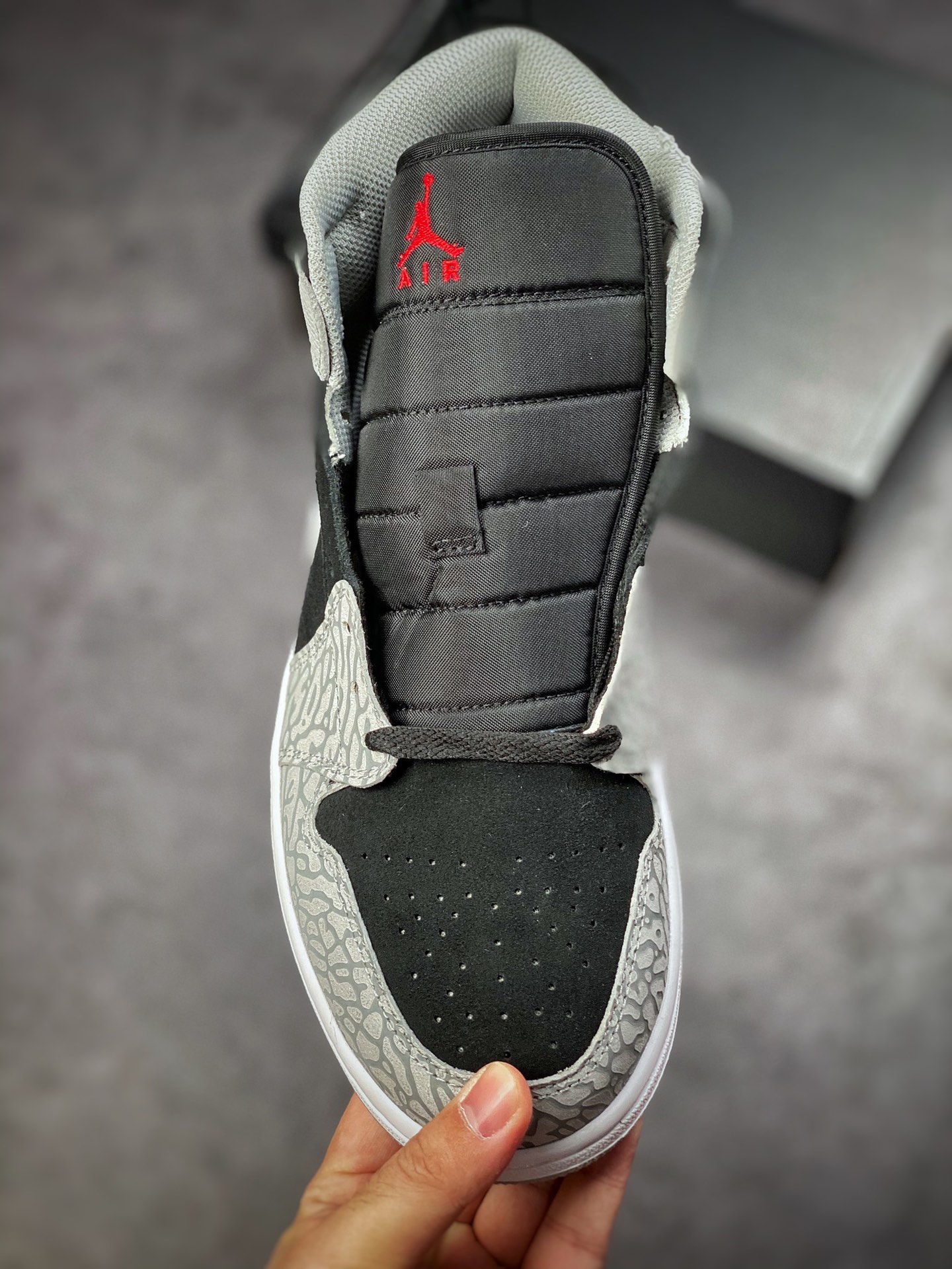 260 原装裸鞋级 市面最高工艺产物 Air Jordan 1 Mid 纯原系列 DM1200-016
