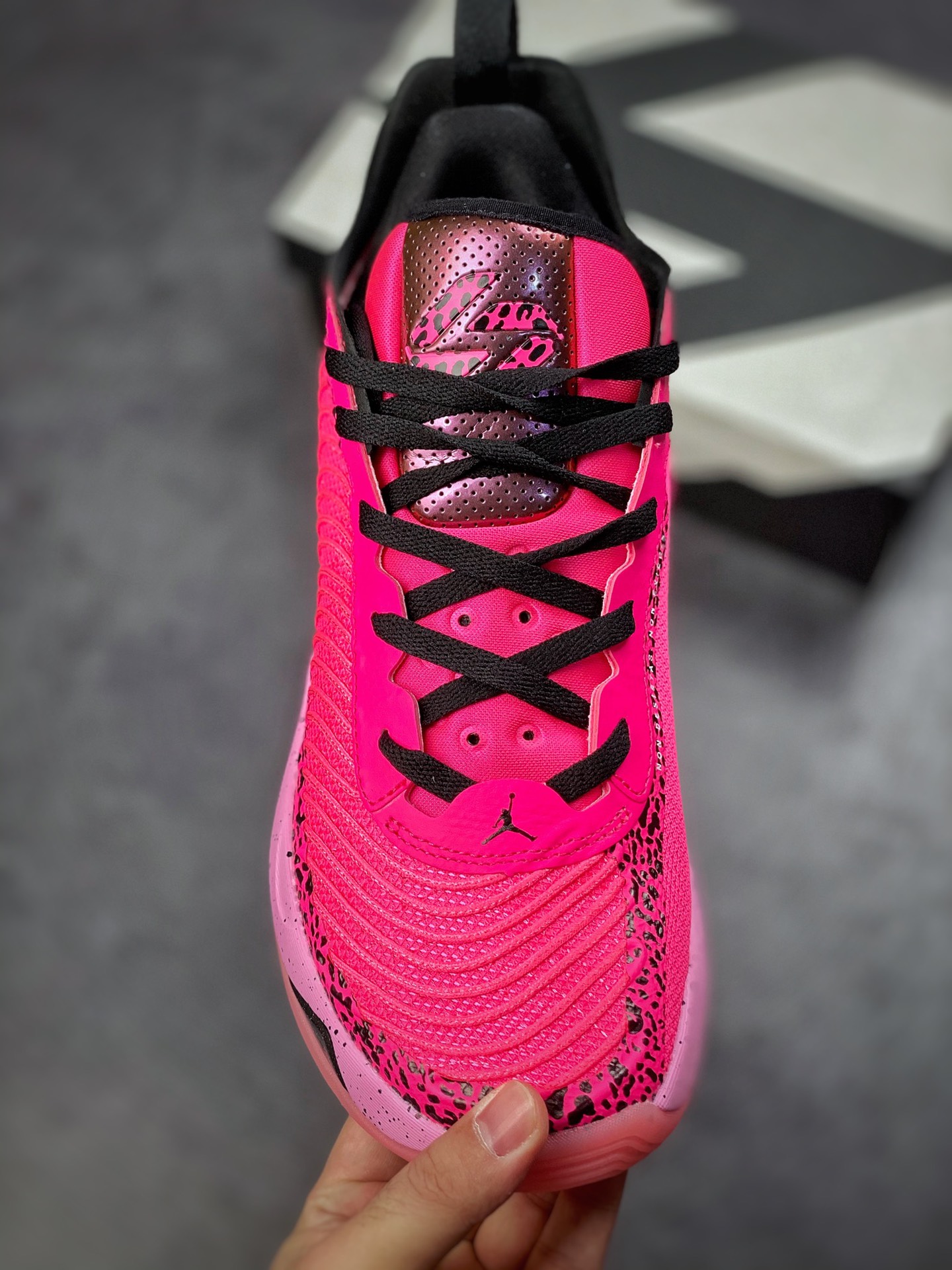 220 Jordan Luka 1 东契奇签名篮球鞋 DN1772-601