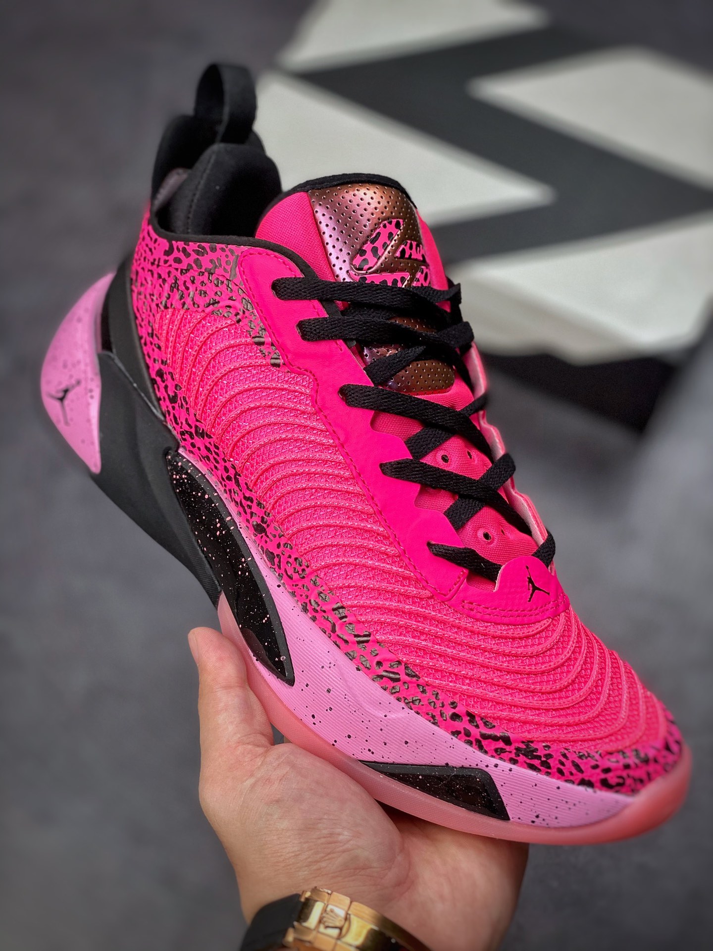 220 Jordan Luka 1 东契奇签名篮球鞋 DN1772-601