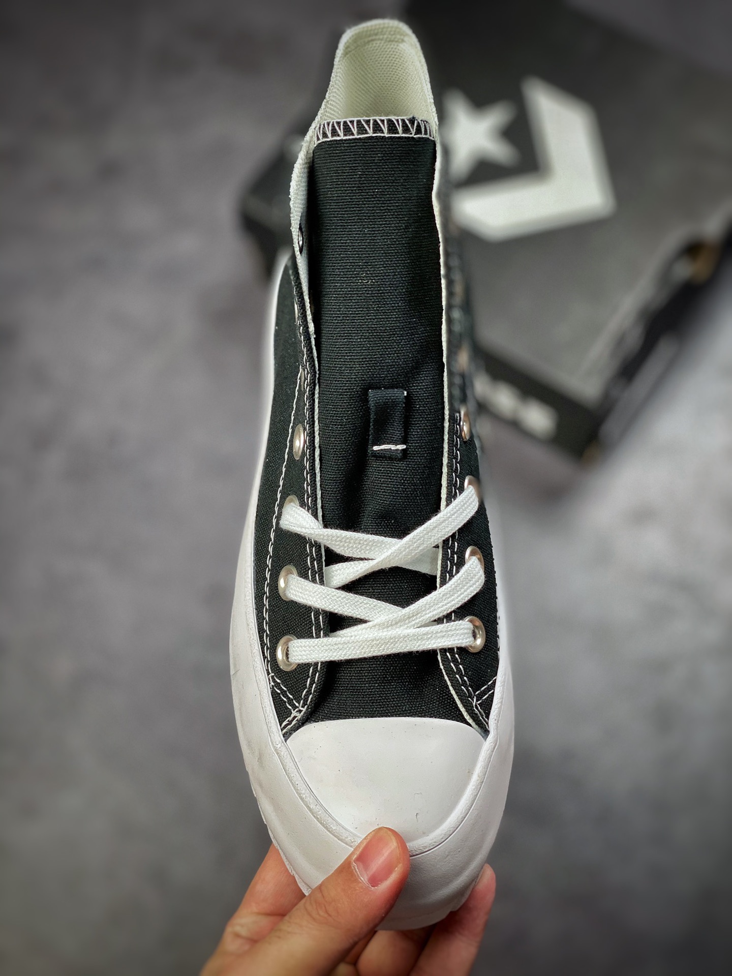 Converse Lugged 2.0 McQueen's replacement is here A00870C