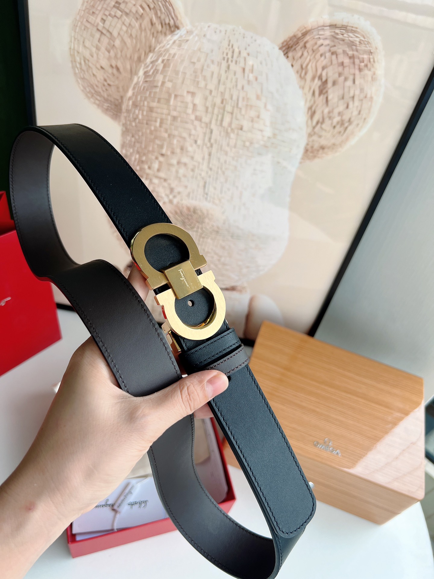 Ferragamo菲拉格慕   8字扣斜内廓抛光双面用头层牛皮腰带3.5cm