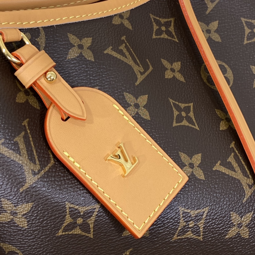 Louis Vuitton M46197 Monogram shoulder