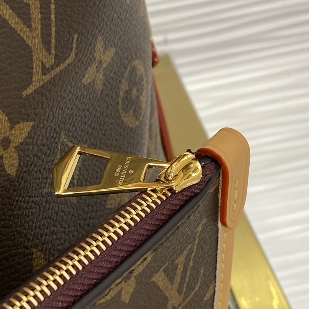 LV bag 848 M46203 A Monogram — photo 7