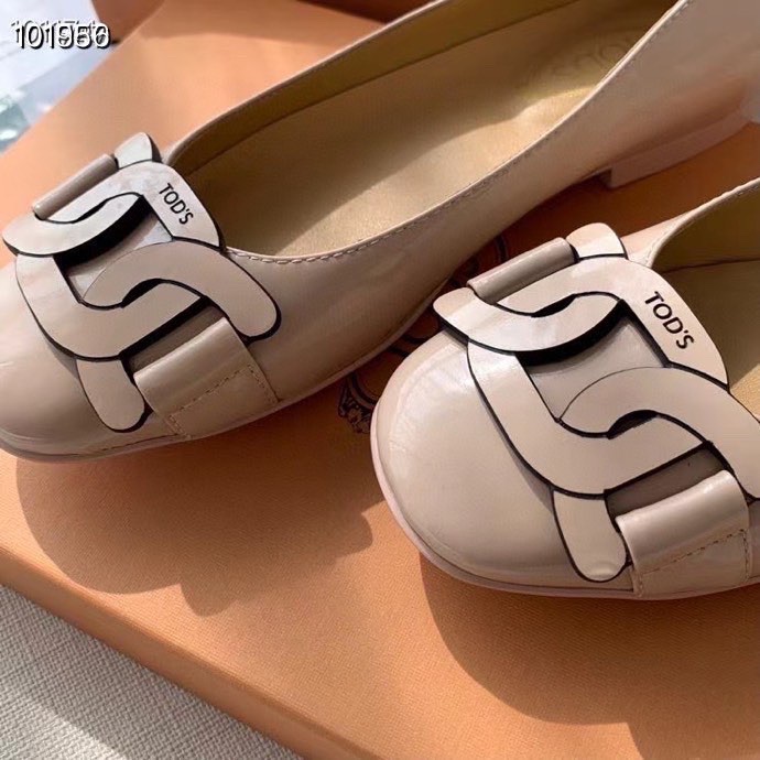 Detonation Plant Stock: Classic Comfort Shoes, Brand Chains, Girly Details, Brand Rubber Sole - 图片 4