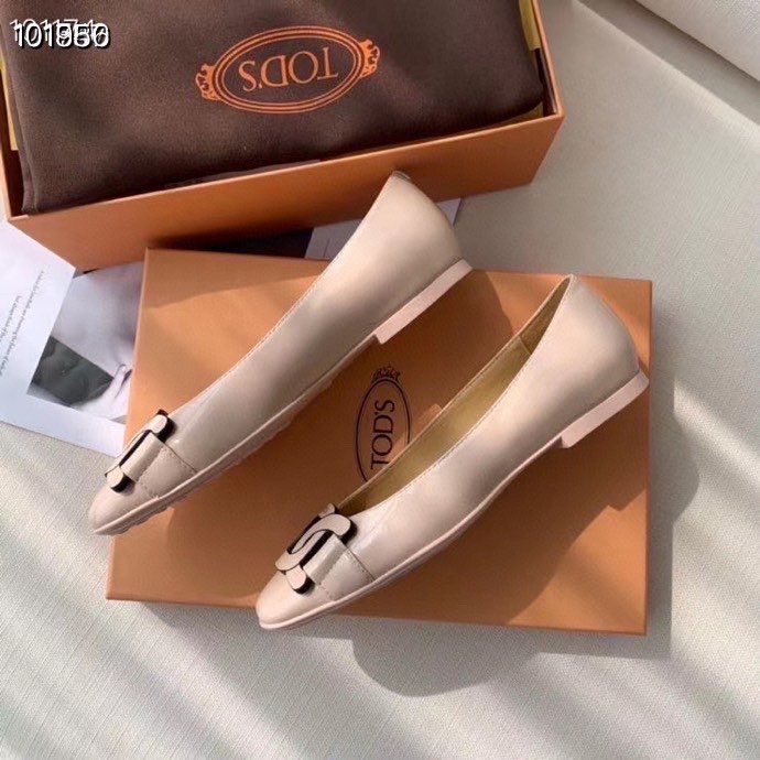 Detonation Plant Stock: Classic Comfort Shoes, Brand Chains, Girly Details, Brand Rubber Sole - 图片 5