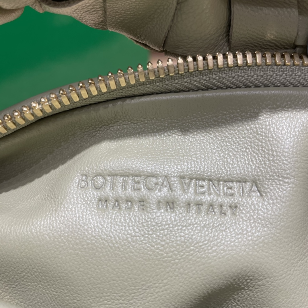 Bottega Veneta Mini Jodie Bag 651876洞石绿
