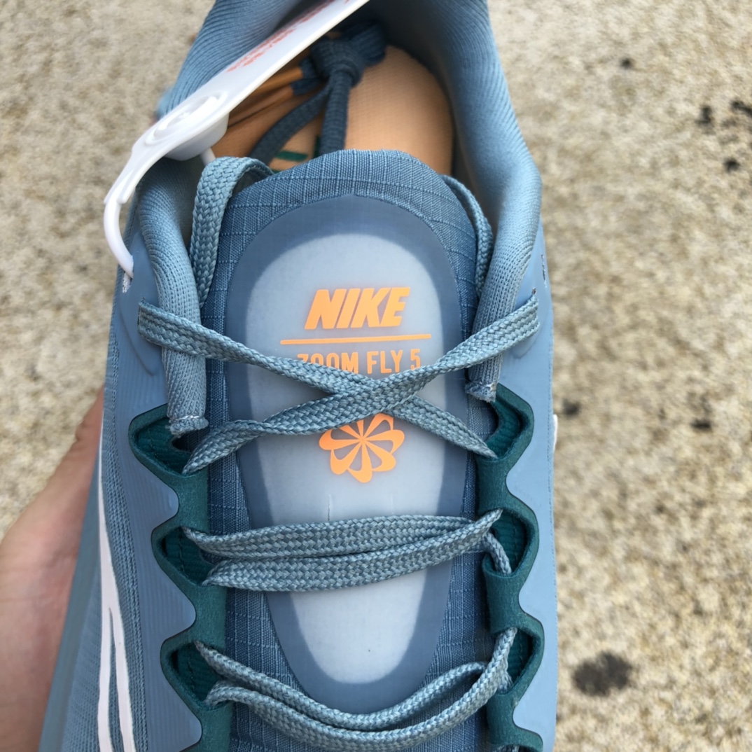260  Nike Zoom Fly 5耐克缓震碳板马拉松男女跑步 dm8968-400