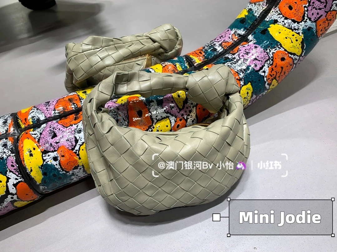Bottega Veneta Mini Jodie Bag 651876洞石绿