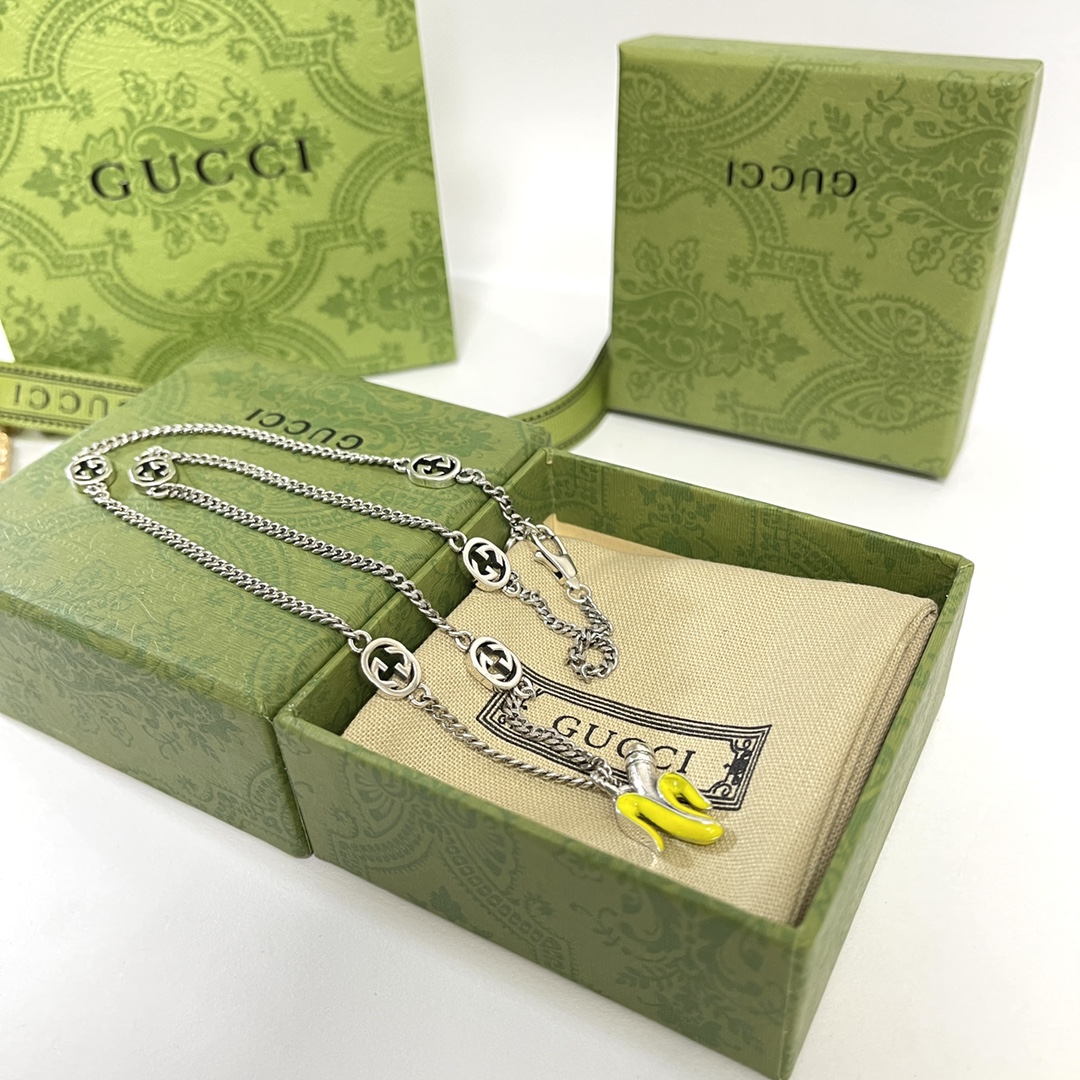 Gucci古驰最新款香蕉项链