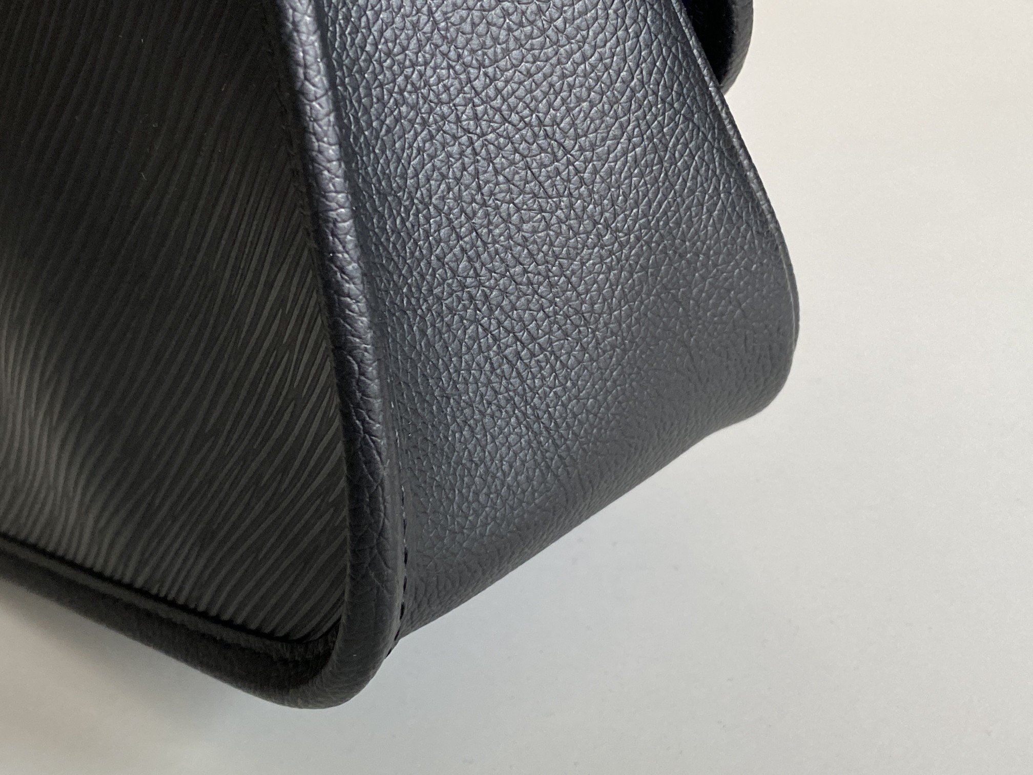 NO:201114,【BUCI Handbag】M59386 Black More details...,LV【Top Original List】,louis vuitton19860909【BUCI 手袋】 M59386黑色 更多细节……,LV【顶级原单】,louis vuitton,Bag